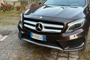 Mercedes GLA 200d 4MATIC