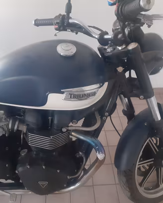  splendida triumph bonneville se 