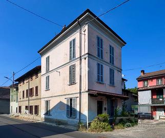 CASA SEMINDIPENDENTE A CIGOGNOLA