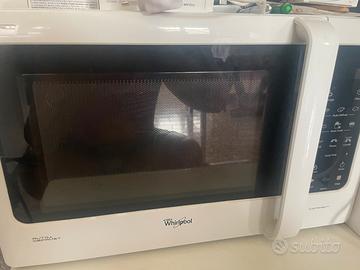Forno microonde Whirpool compact