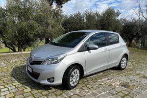 Toyota Yaris Anno 2013 (Adatta per Neopatentati)