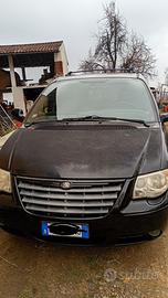 Chrysler Grand Voyager 2.5 CRD Limited – 2005