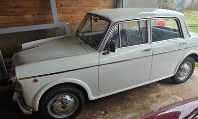 Stock Campagnola,Morris Minor,Daimler, Fiat 1100