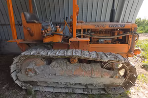 trattore a cingoli 70 c