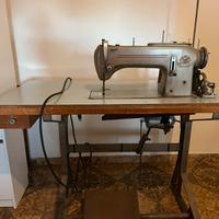 Macchina da cucire pfaff