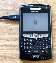 BlackBerry 8800 nero (con batteria da sostituire)