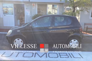 TOYOTA YARIS (5 PORTE) PROPRIETARIO UNICO