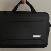 Borsa a tracolla THULE Gauntlet per portatili 16”