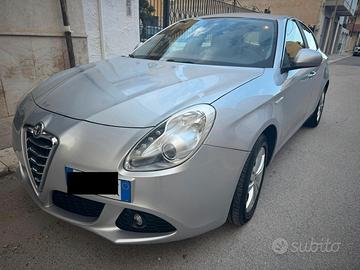 *Alfa Romeo Giulietta 1.6