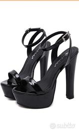 Sandali con plateau neri misura 37