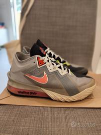 Scarpe LeBron 18 low "Bugs VS Marvin" numero 42