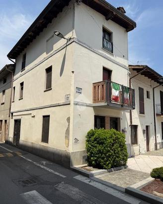 CASA INDIPENDENTE A BARBATA