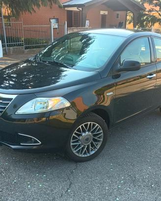 Lancia ypsilon 1.3 multijet 95 cv gold