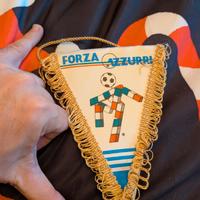Italia 90 gagliardetto forza azzurri 