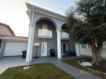 Villetta quadrifamiliare