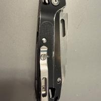 Leatherman free k4