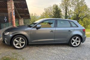 Audi A3 1.6 116cv Diesel sport