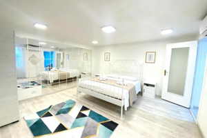 Via temenide 25 (angolo via mazzini)