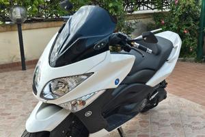 Yamaha TMAX