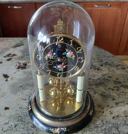 Orologio da tavolo KERN con Pendolo a Sfere