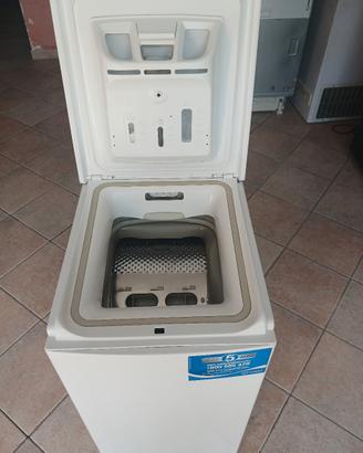 lavatrice che si apre dal alto 6 kg indesit