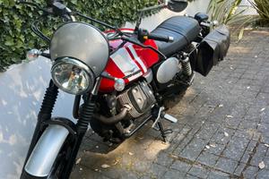 Moto Guzzi V7