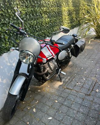 Moto Guzzi V7