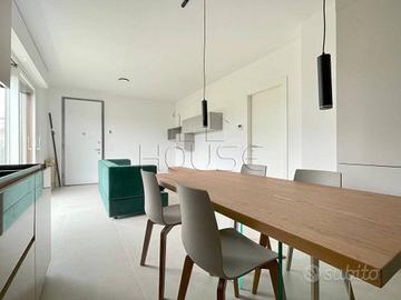 Appartamento di 80 m² con 3 locali e box auto a Sa