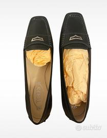 Mocassini Tod’s neri – nuovi – taglia 39