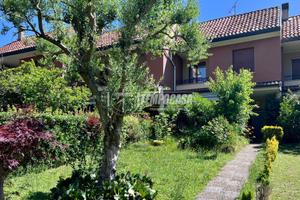 Villa a Schiera a Usmate Velate 4 locali