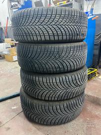 4 Pneomatici M+S GOOD YEAR 205/55R16 94V