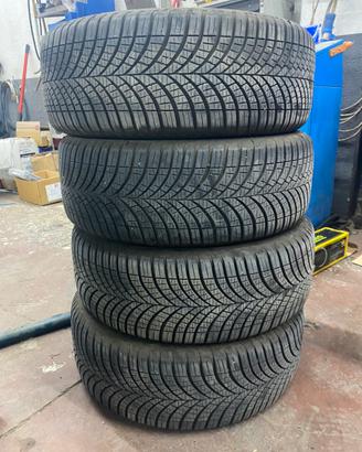 4 Pneomatici M+S GOOD YEAR 205/55R16 94V