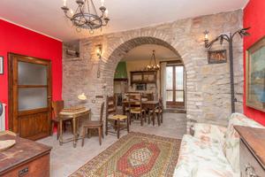 Casa con giardino nel castello Sant'Apollinare