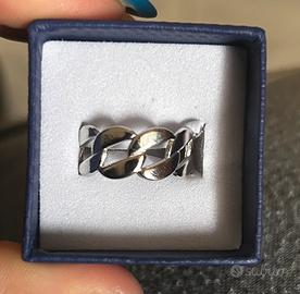 Anello a catena argentato