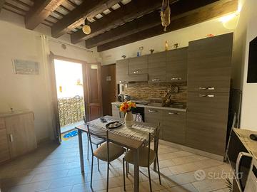 Bilocale in zona porto ristrutturato