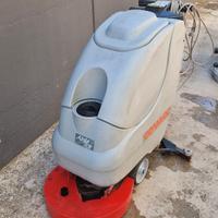 Lavapavimenti industriale Comac ABILA 20E