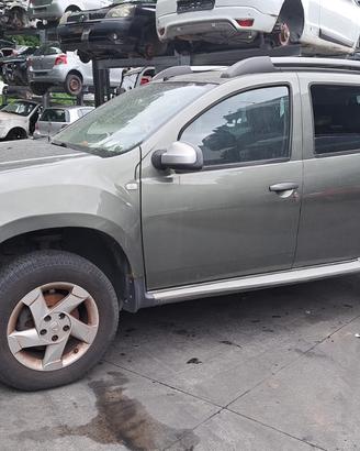 DACIA DUSTER 2013 SOLO PER RICAMBI