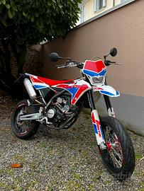 Fantic 125 performance motard