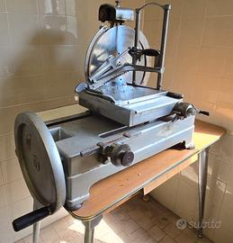 Affettatrice a volano Werchett 30cm diametro 