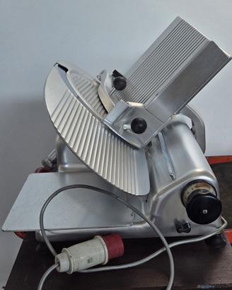 Affettatrice professionale Bizerba