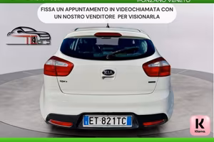 KIA RIO 1.1 CRDI - NEOPATENTATI - GARANZIA 3 ANNI 