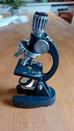 Microscopio ottico antico YKS