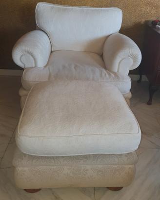 Poltrona e pouf coordinati