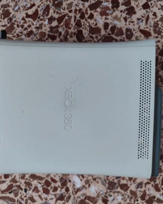 xbox 360 con due controller