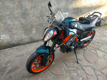KTM Duke 890 R