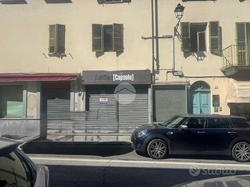 NEGOZIO A GASSINO TORINESE