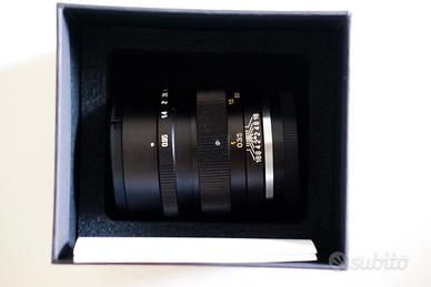 Mitakon Speedmaster 35 / 0.95 Mark II attacco Fuji
