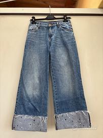 Jeans Guess stile Capri e gambe ampie