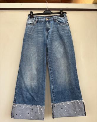 Jeans Guess stile Capri e gambe ampie