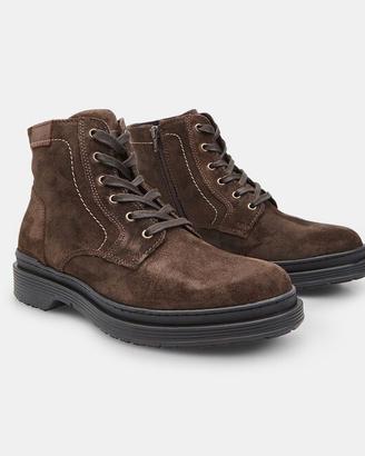 Stivaletto stringato in suede da uomo Bata 43